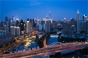 在上海寻求爱情与事业的结合